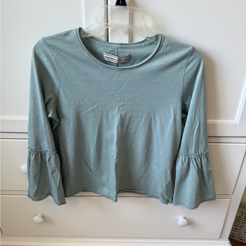 Abercrombie & Fitch Green Ruffled Crop Blouse